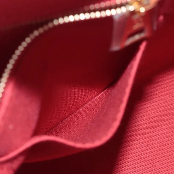 Louis Vuitton Monogram Giant Reverse On The Go MM - Tan & Brown M45321 - Picture 10 of 12